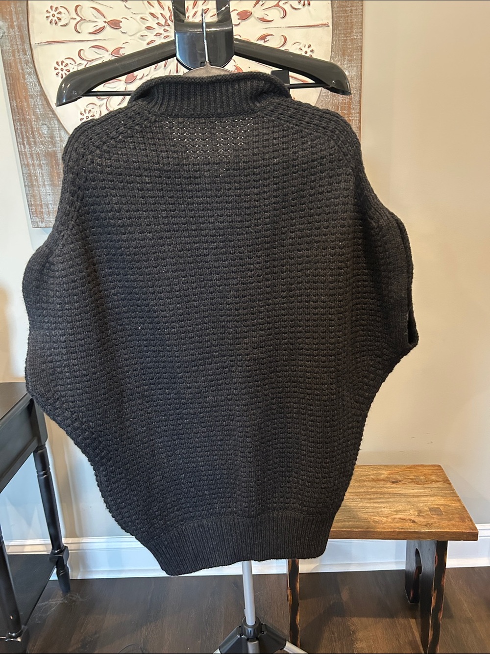 Vince Black NWT! Chunky Knit Button Cardigan with Patch Pockets/ SOFT! - Picture 4 of 4